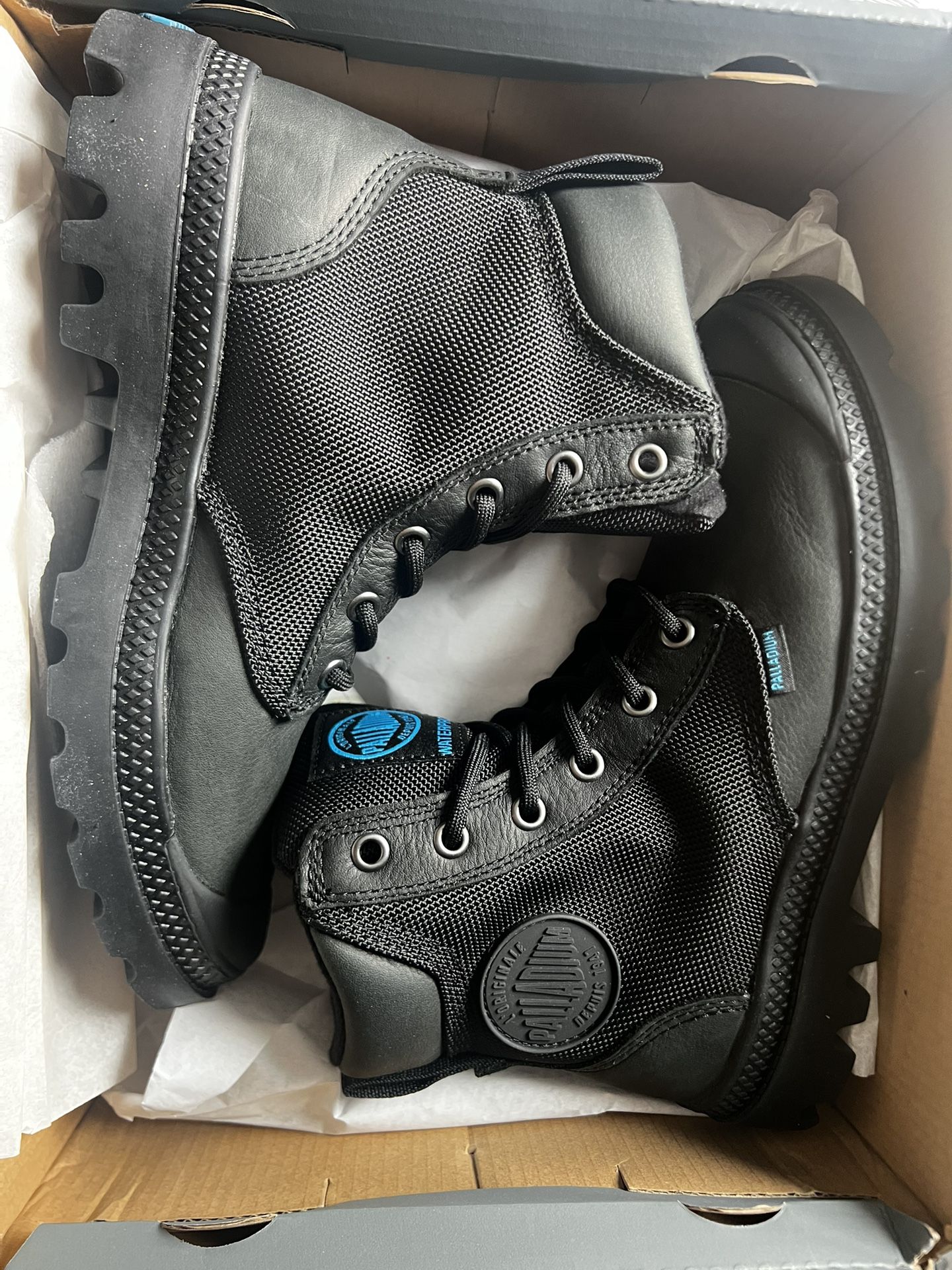 Palladium Black Boots Men’s 4 Women’s 5.5