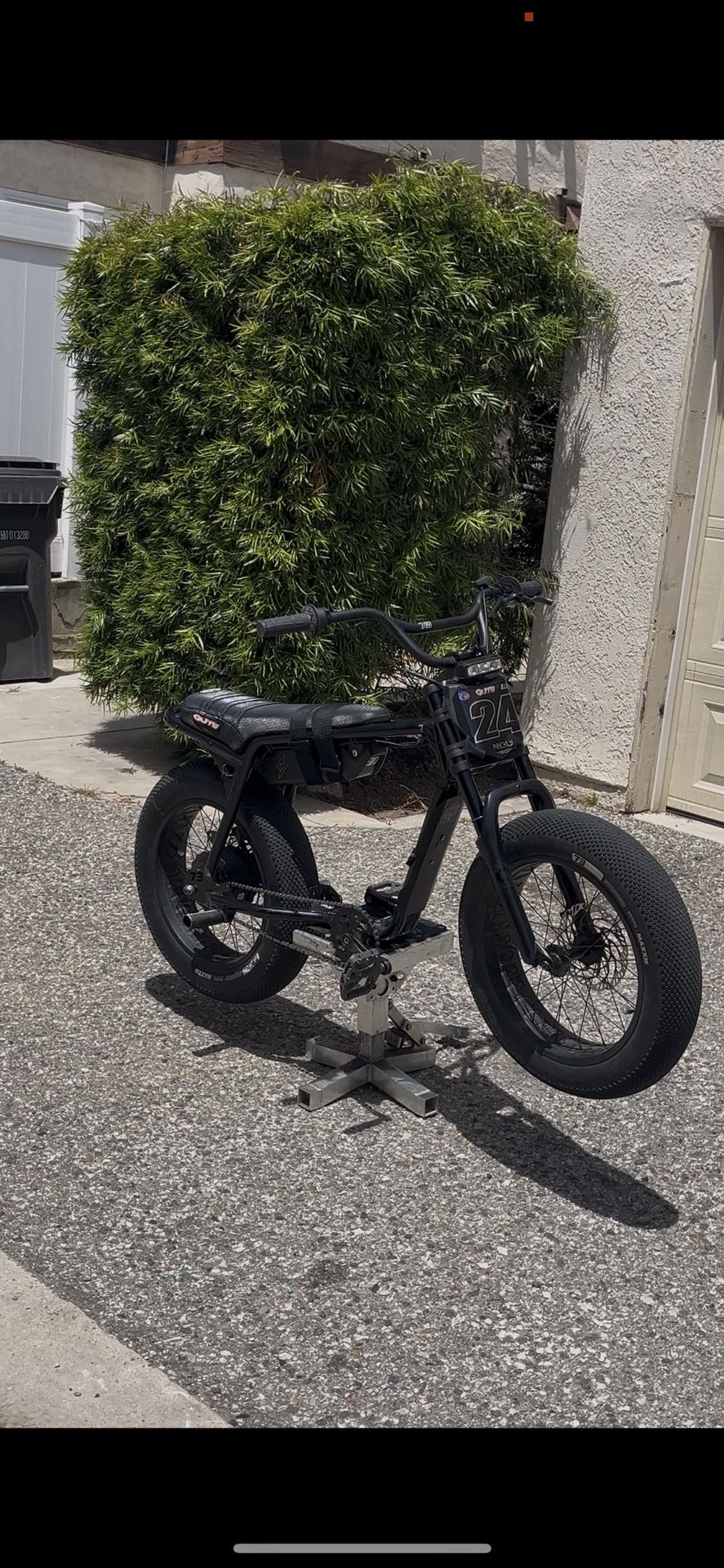 TRADES ONLY!!! super73 z miami se matte black