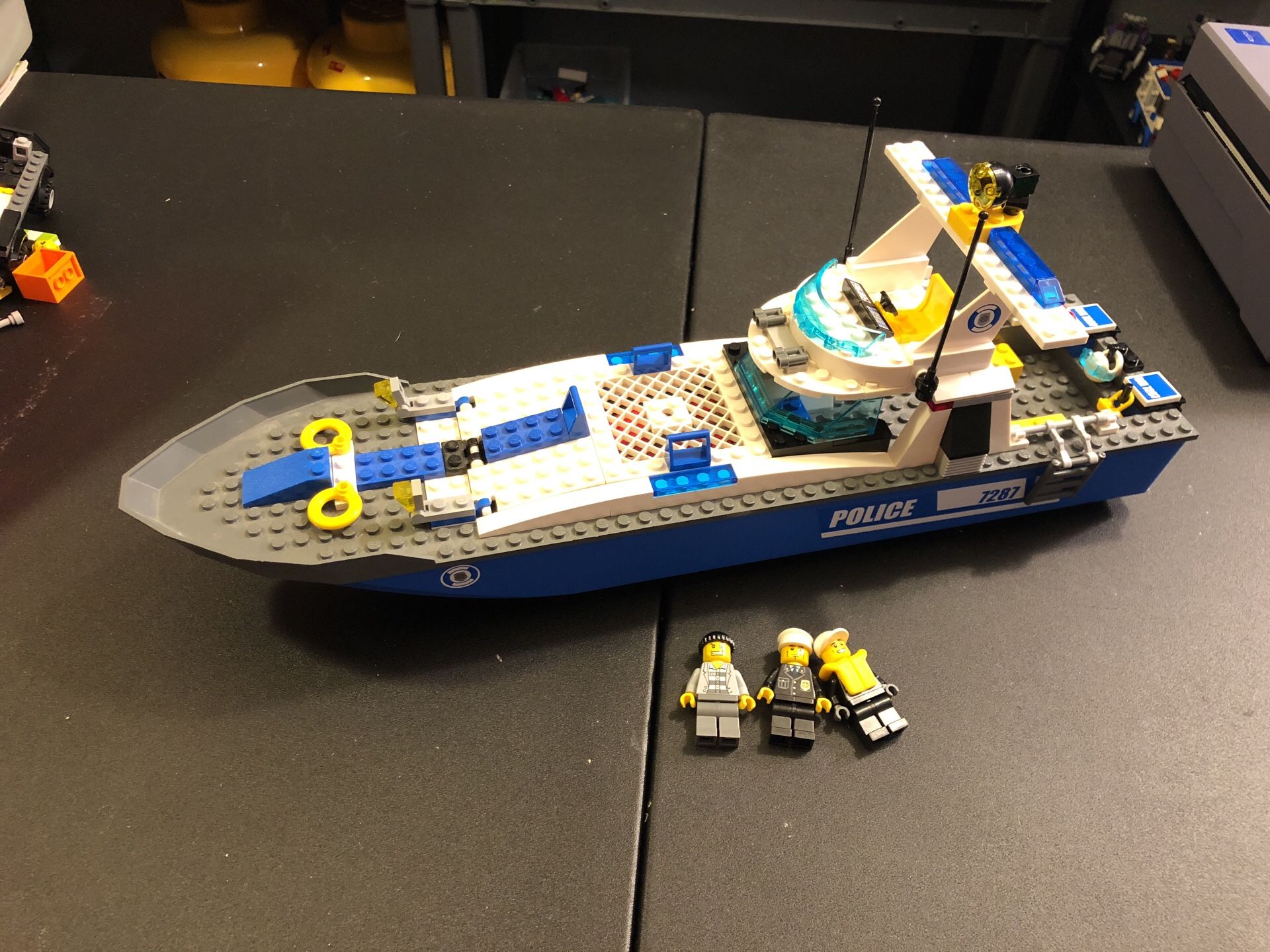 Lego police discount boat 7287 instructions