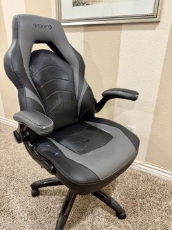 Gaming chair