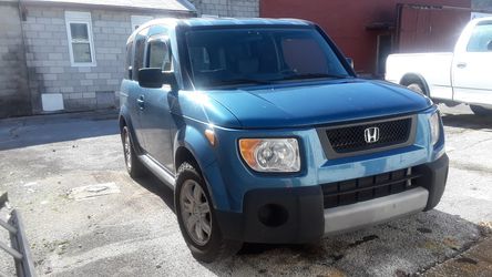 2006 Honda Element EX automatic transmission 240k excellent condition brand new tires turn key ready to go