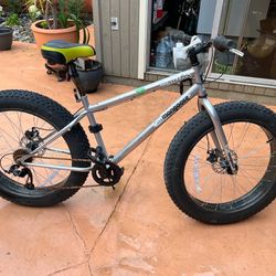 Mongoose BMX Malus 26” Fat Tire