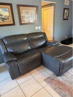 Motorized Reclining sofa with chaise lounge