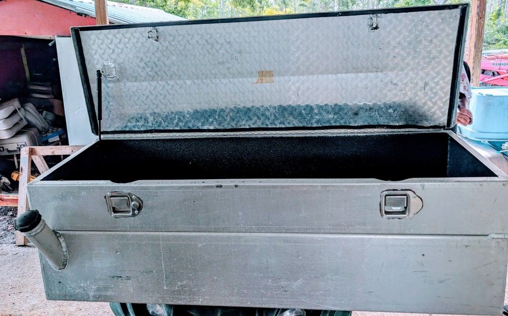 fuel transfer tank/ toolbox combos