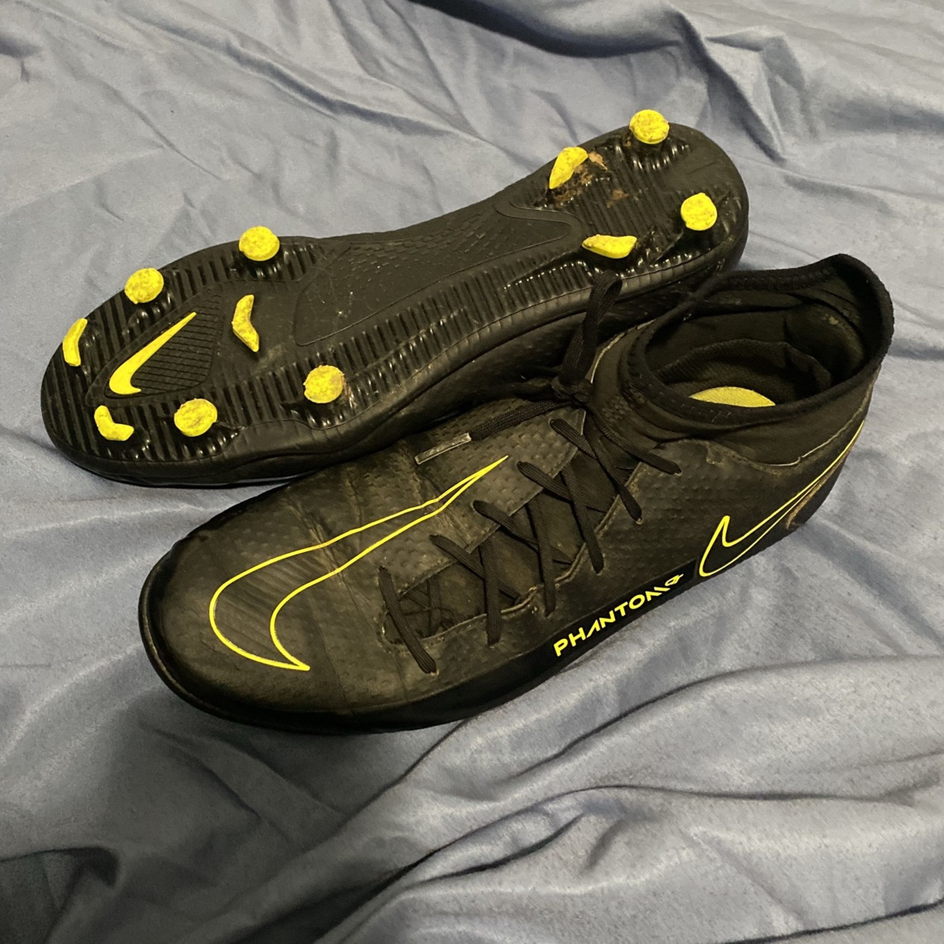 Nike Phantom Gt1 Cleats
