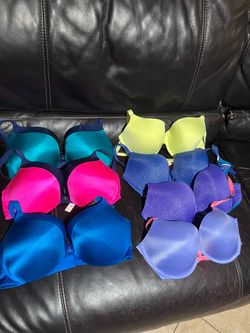 Victoria’s Secret bras size 38d new