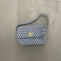 Urban Expressions Sidney Crossbody Bag