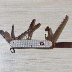 Victorinox Farmer X Alox Swiss Army Knife