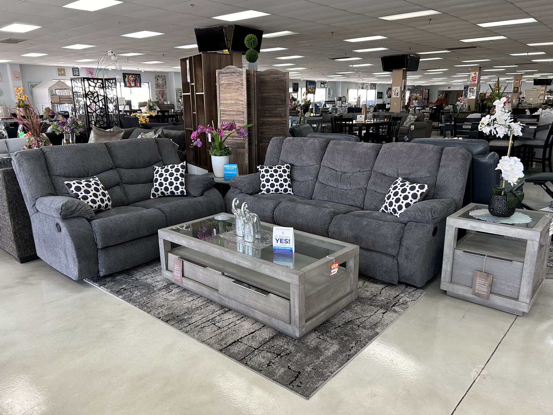 2PC Recliner Sofa Set (( Take It Home 🏡With $10 Down ))