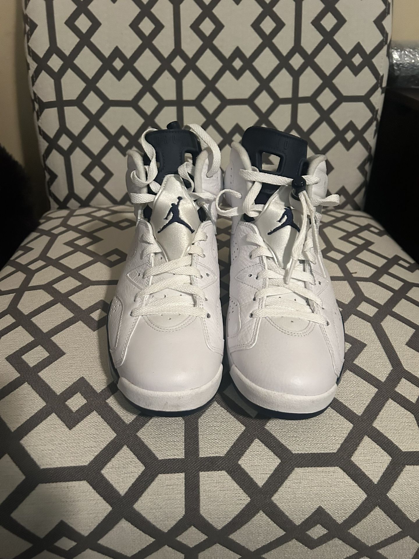 Size 8.5 In Men’s Jordan Retro 6’s