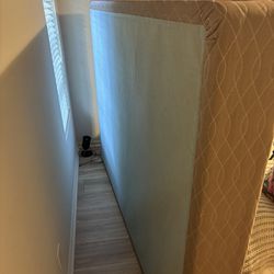 FREE Queen Size Box Spring And Stablizer
