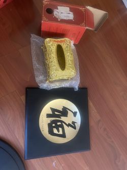 Chinese Home Interior Gold
