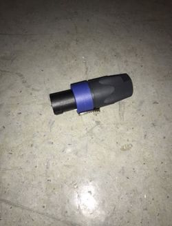 Speakon for speaker male