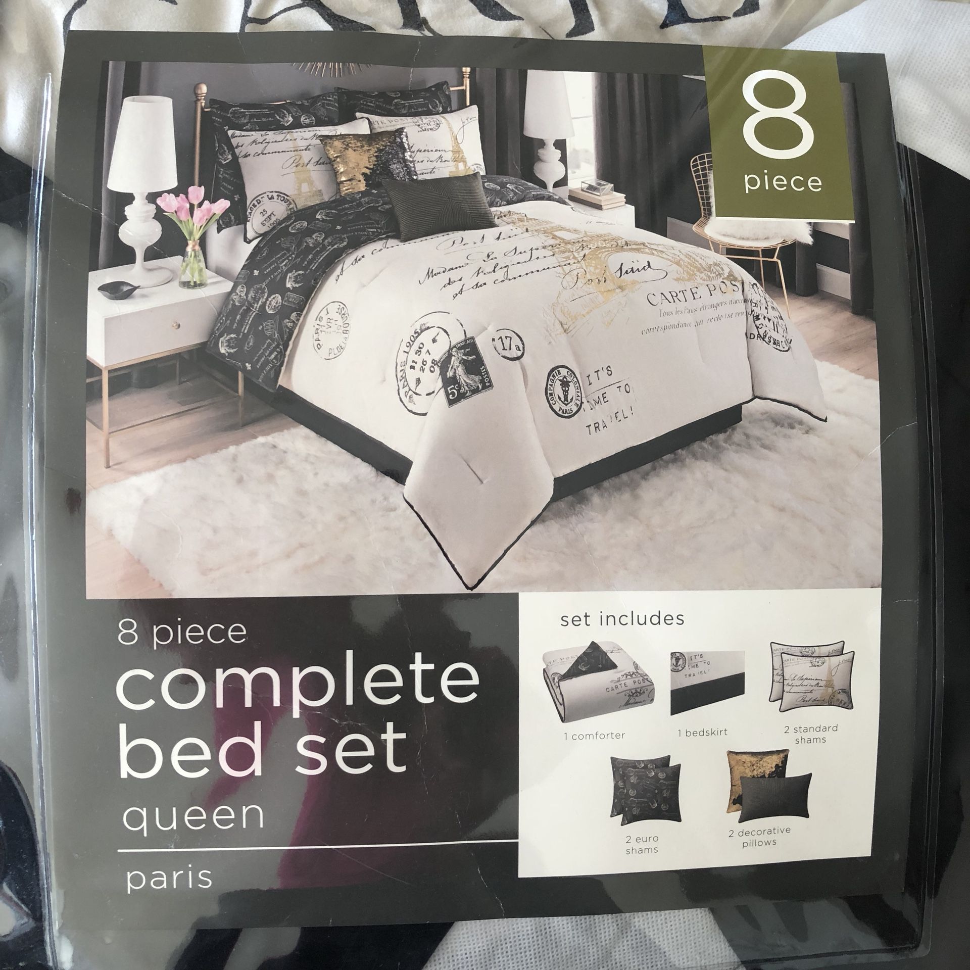 Bed Set Paris theme Queen size comforter & Skirt