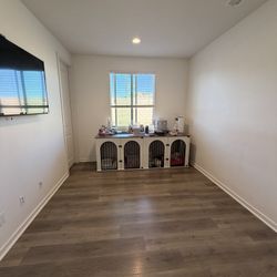 Dog Clothes/ Dog Kennel/ 