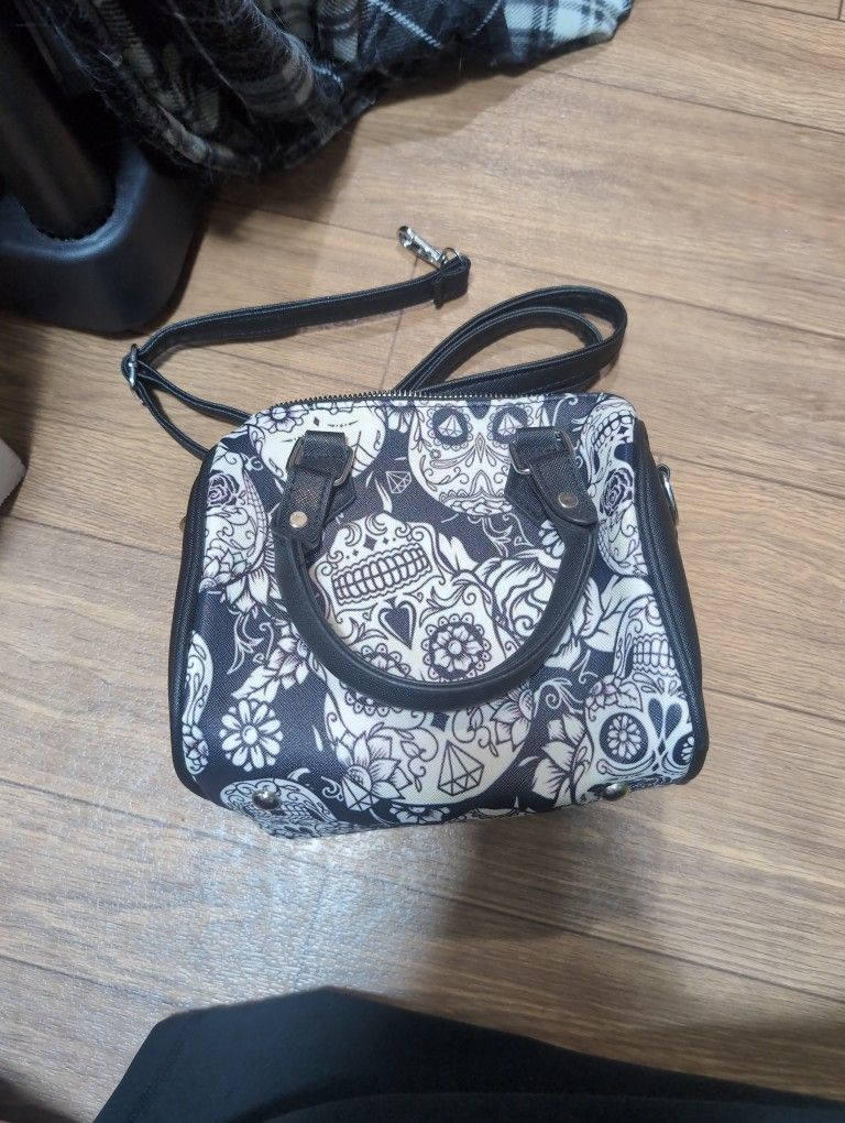 Skull Purse