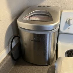 Ice Maker 