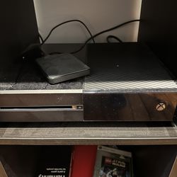 Xbox One (first Gen) With Games, Controllers, And Head Set 