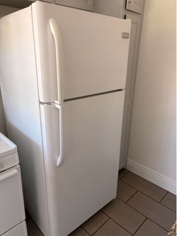frigidaire refrigerator white