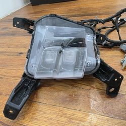 Passenger side Fog Light  Kia K5 GT / Line Sedan — 92202-L2100