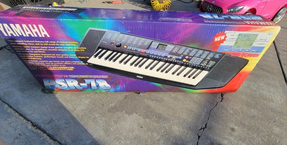 Yamaha electric keyboard psr-78