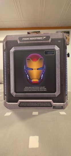 Marvel Iron Man Electronic Mask – 2024 Disney Parks Exclusive – New Sealed – Light-Up