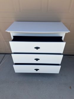 Dresser White 3-Drawers