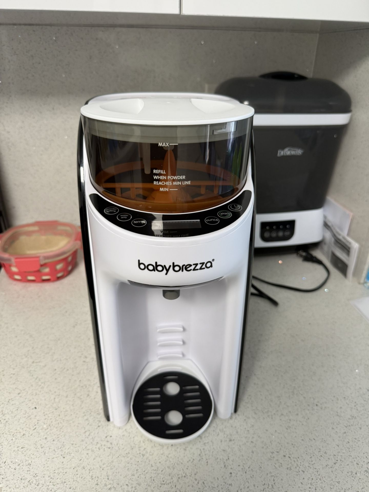 Baby Brezza Formula Pro Advanced (clean)