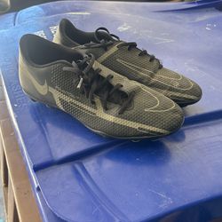 Nike Soccer Cleats Size 7 