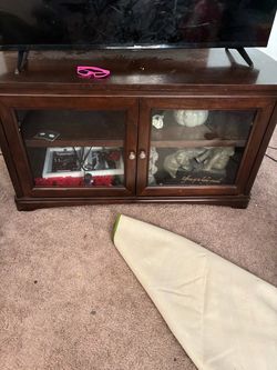 Entertainment center