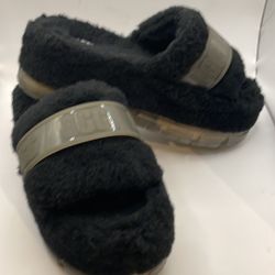 Ugg Woman Slides Size 11
