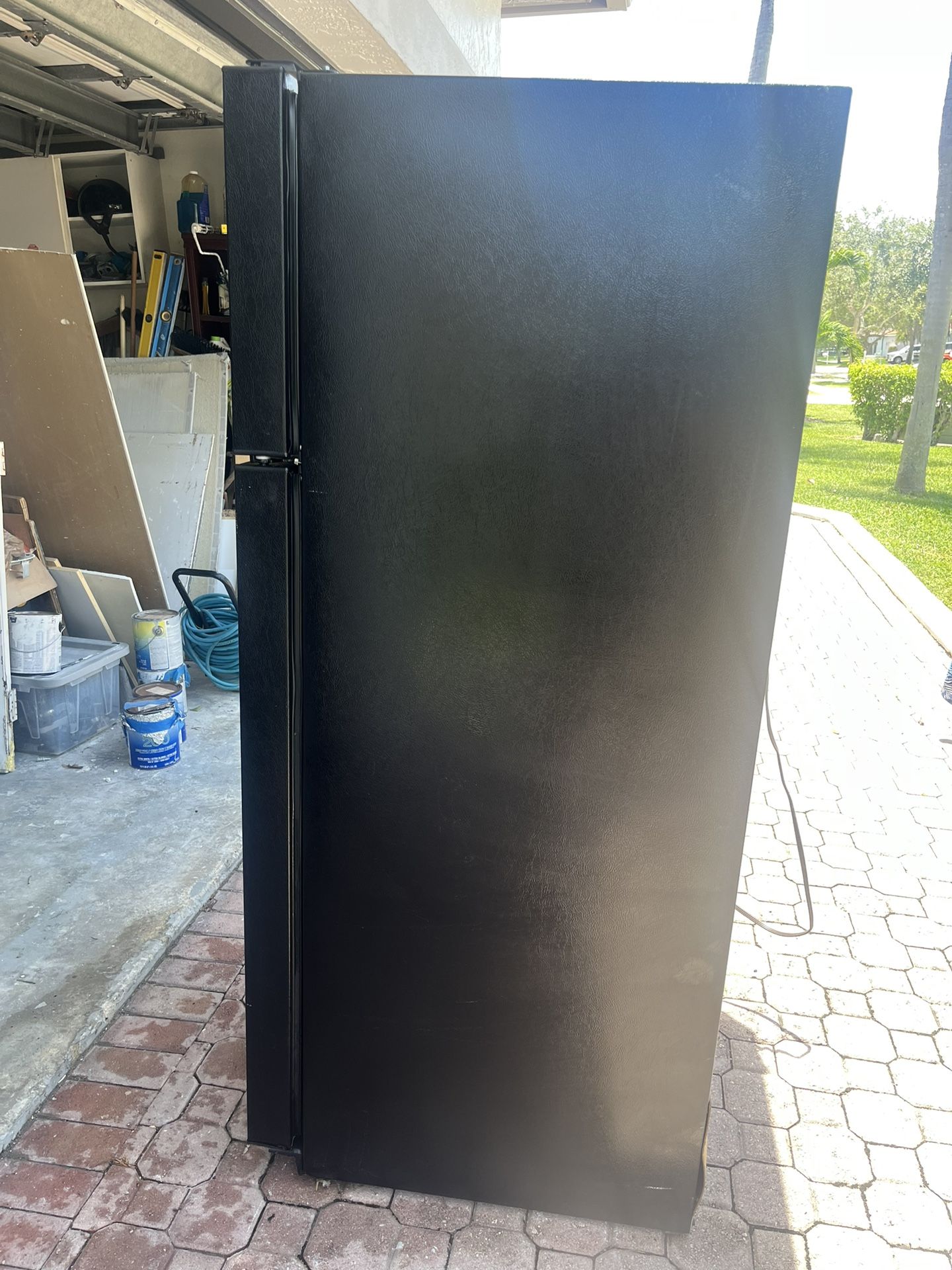 GE Refrigerator