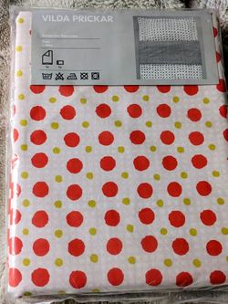 IKEA VILDA PRICKAR (2PC SET) TWIN DUVET COVER & 1 pillow case