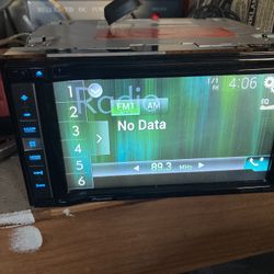 Pioneer Radio