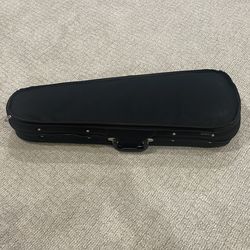 Violin with bow and rosin