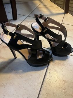 BEBE High Heel Shoes Size 9