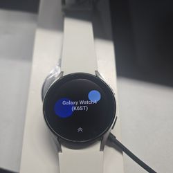 Samsung Galaxy Watch 4