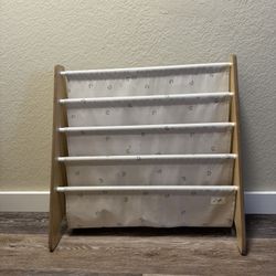 Kids Bookshelf
