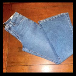 VGT WOMEN LEE’s blue Flare Jeans size 10 