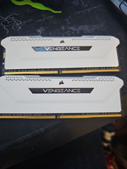DDR4 RAM 32 GB (2x 16Gb) cl16