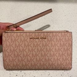 NWT Michael Kors Double Zip Wristlet 