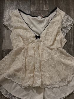 Baige cottage cute top