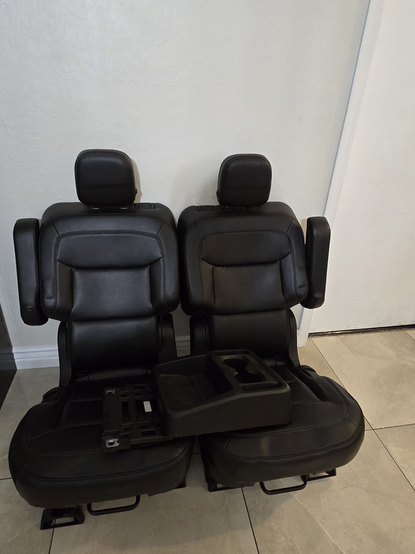 Captain seats for ford explorer
