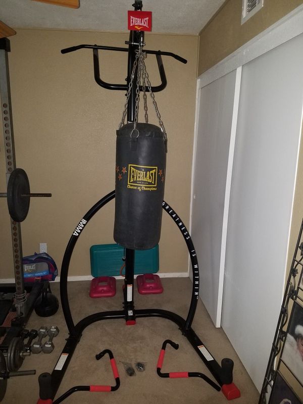 Everlast Mma Punching Bag Stand With Pull Up Bar Everlast Mma Punching Bag Stand With