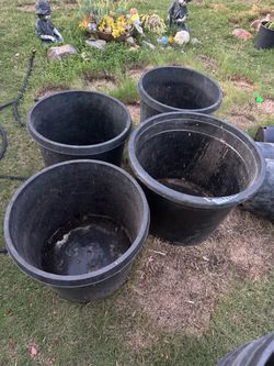 Bucket 20 and 15 gallon