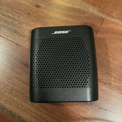 Bose SoundLink Speaker + Case
