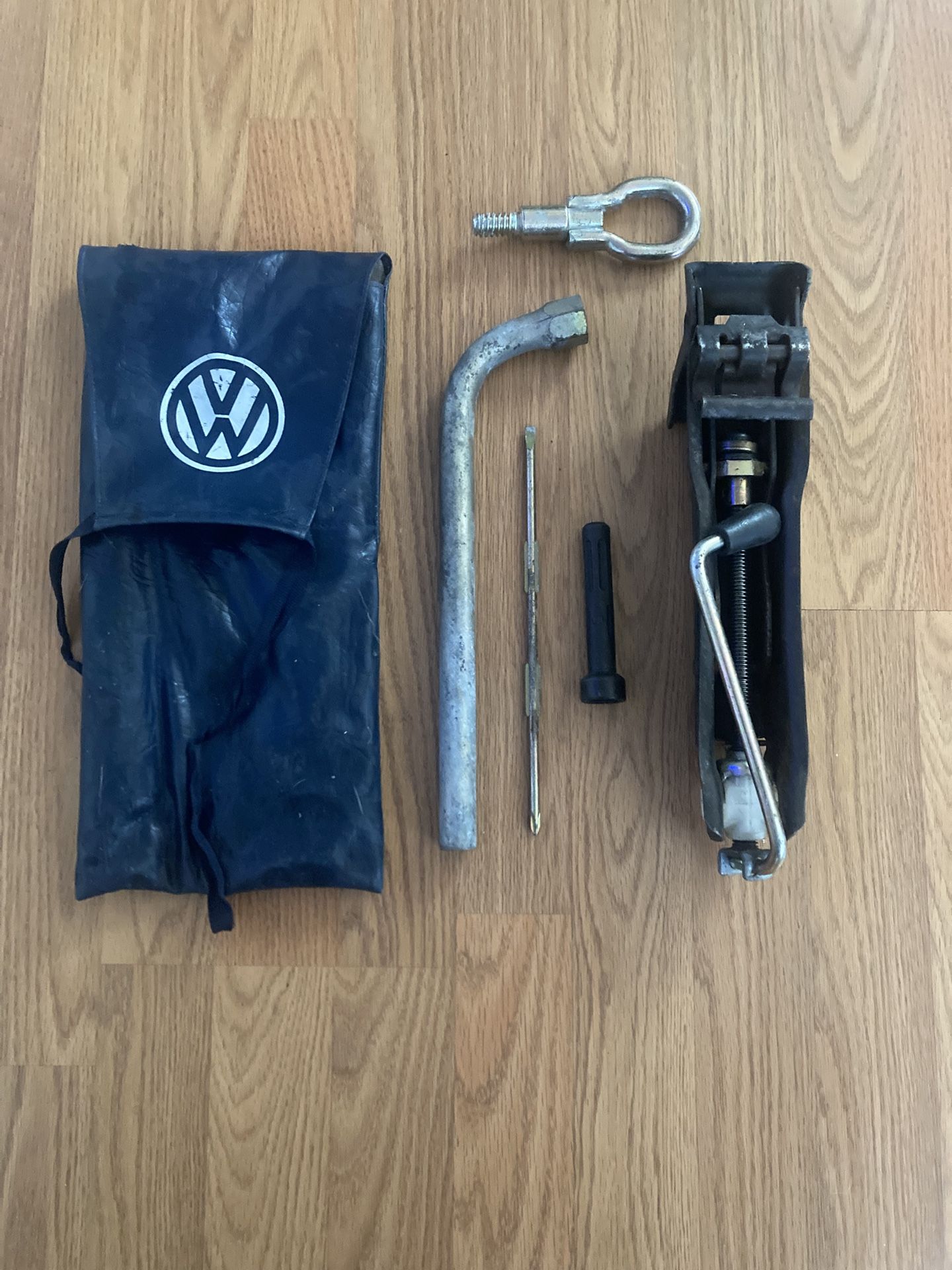 Genuine VW MK3 GTI OEM Jack Kit w/ Tools & Tow Hook – Canvas Bag