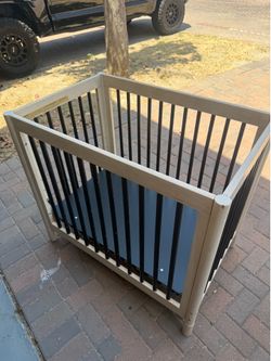 Baby crib