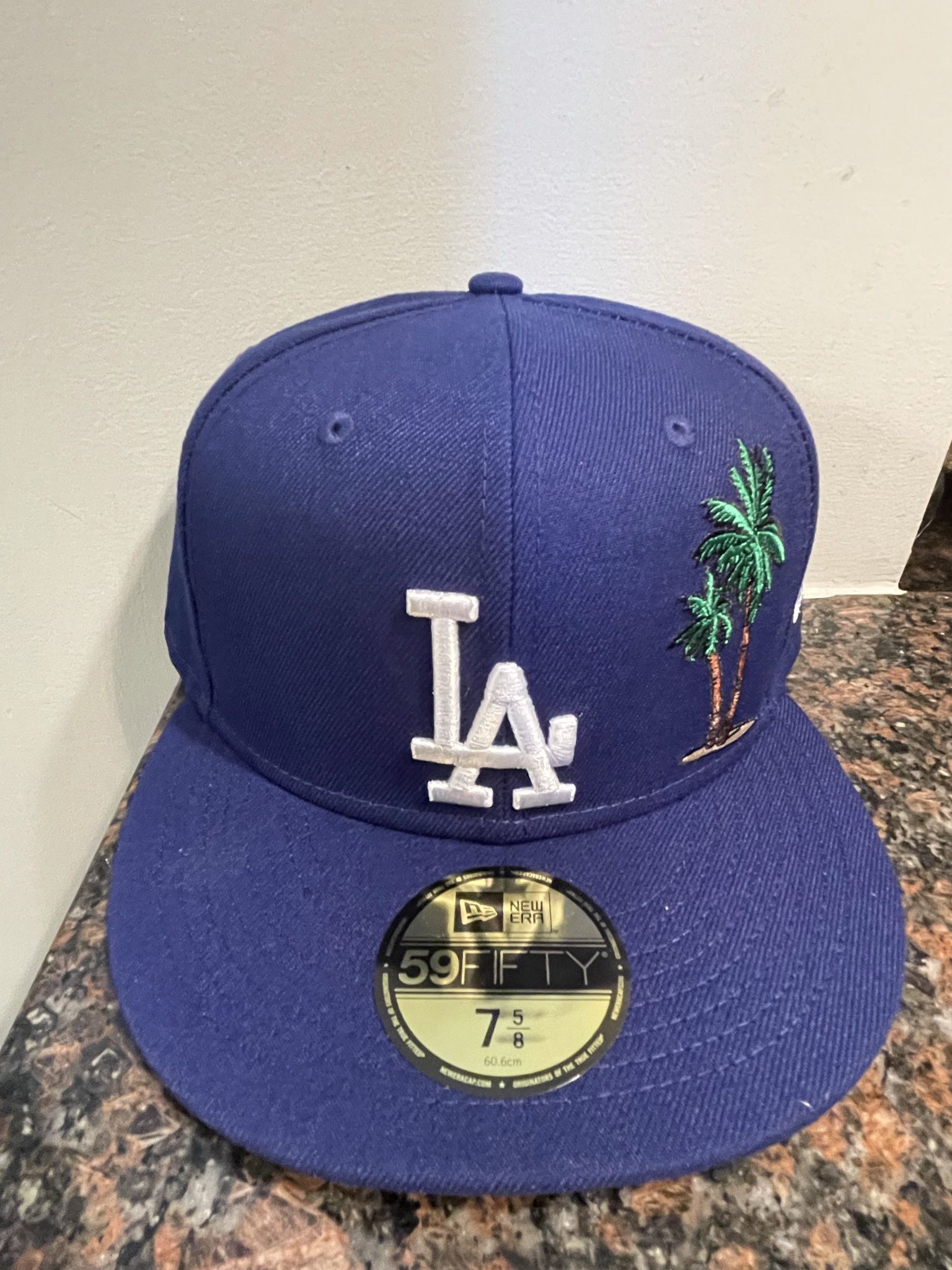 New Era Los Angeles Dodgers Palm Tree LeBron Taco Tuesday Fitted Hat Size 7 5/8