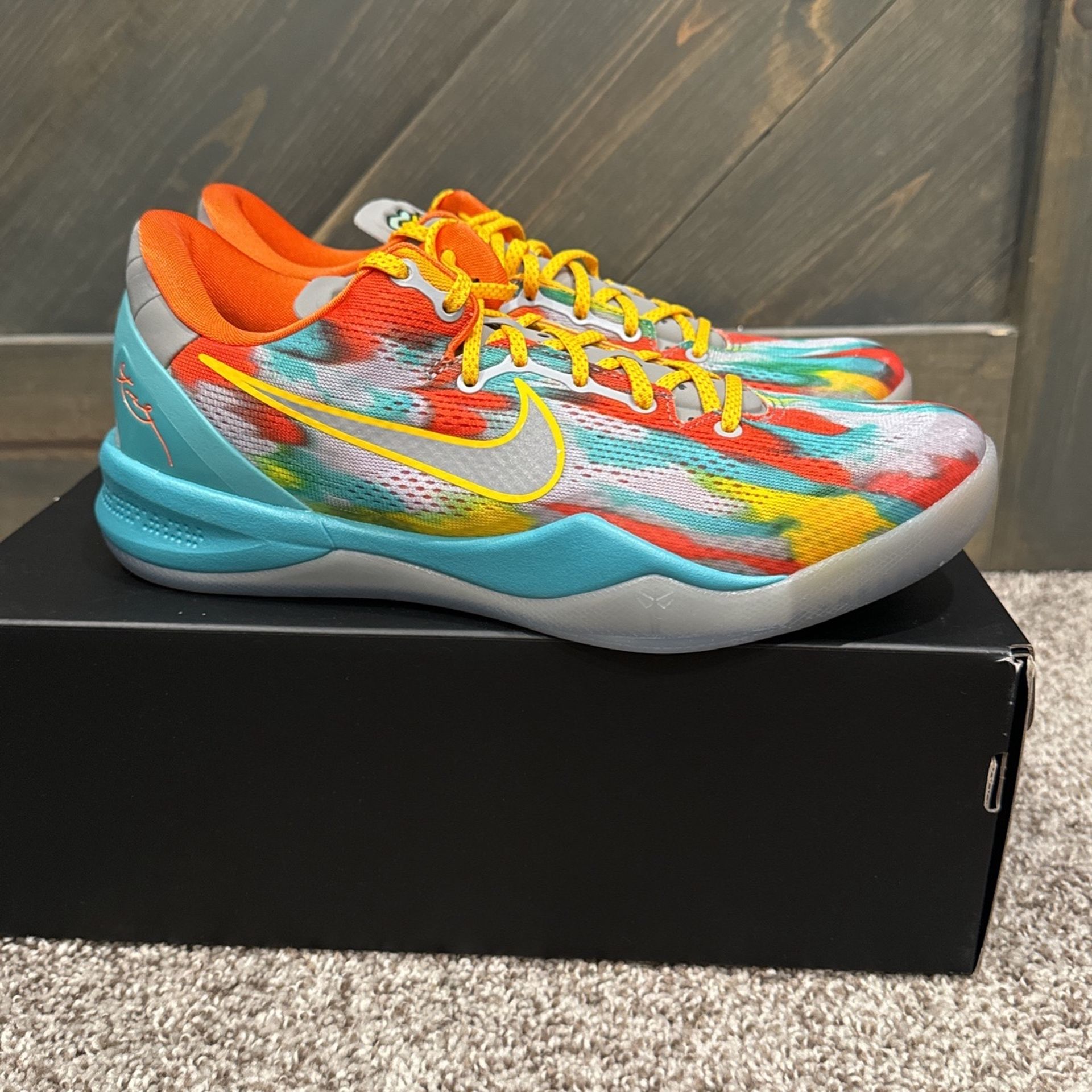 New Nike Kobe VIII Protro Venice Beach Men’s 9.5 Basketball Shoe